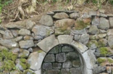 Puits à proximité du lavoir