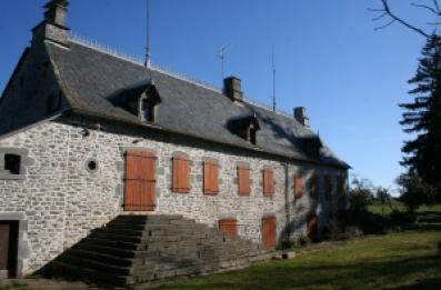 Maison avec chapelle