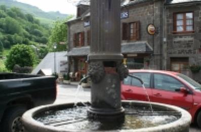 Fontaine en pierre