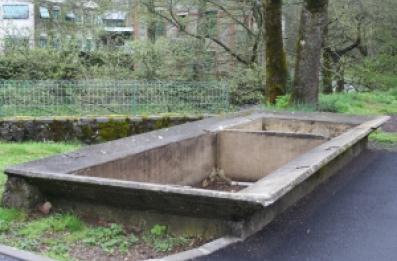 Lavoir en ciment