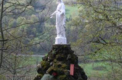 Statue de la Vierge
