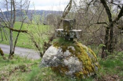 croix en pierre