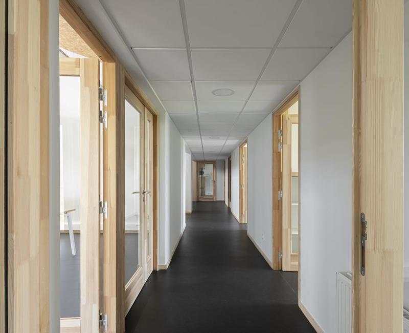 hotel d'entreprise salers couloir